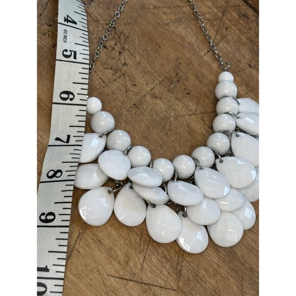 White Teardrop Bead Statement Necklace With Silver Chain - Picture 5 of 8